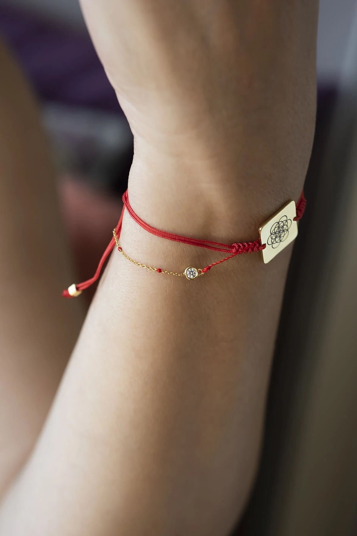 LA VIDA - Red - İp Bileklik